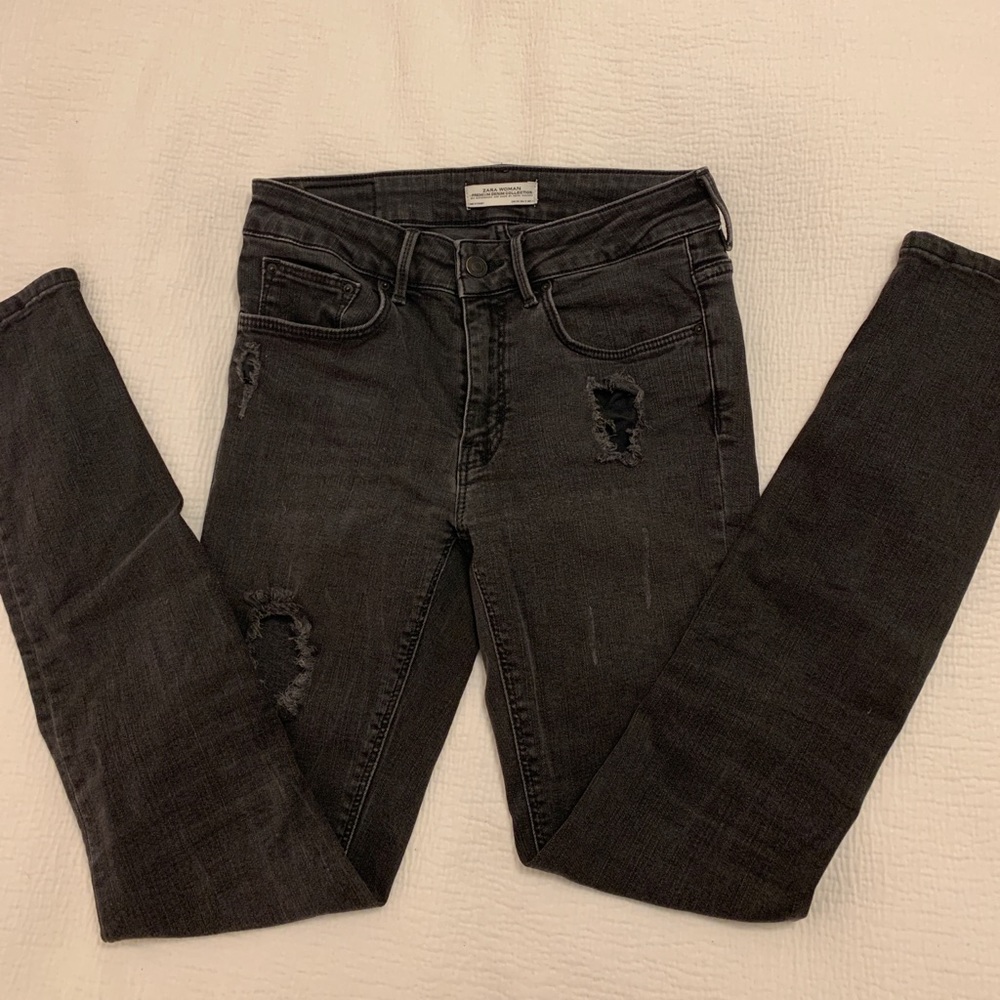 Zara Black Ripped Skinny Jeans - Size 4